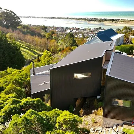 Ocean Views At Rapanui Lodge- 4Br Gem With Parking